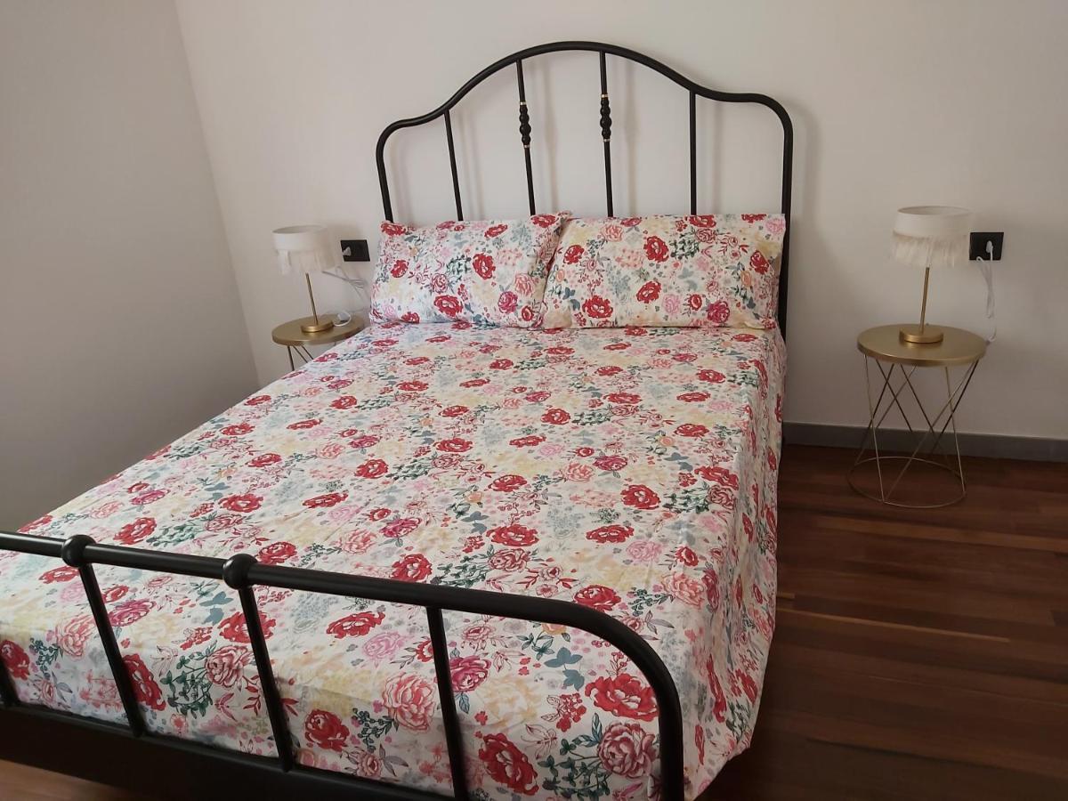 Beach House Piombino Bagian luar foto